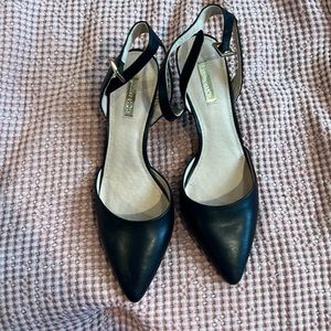 Louise et Cle Black heels Size 9